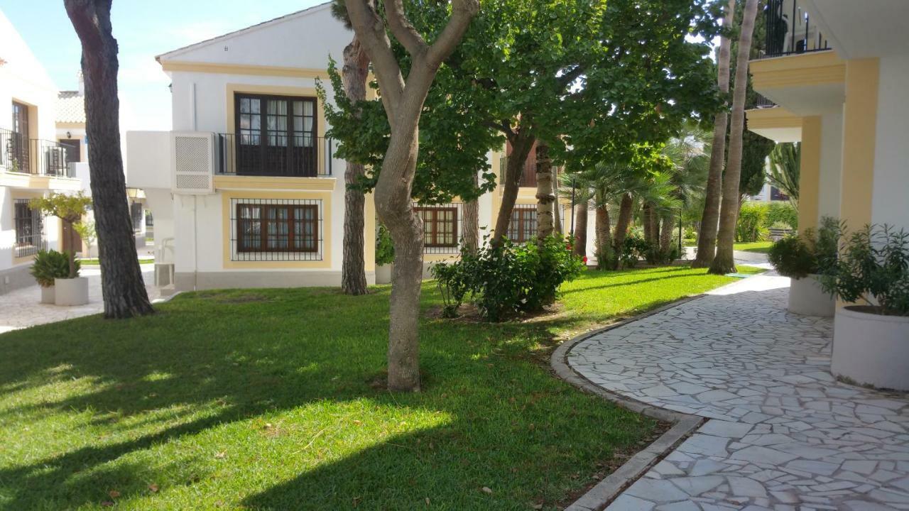 Primera Linea De Playa- Apartamento *