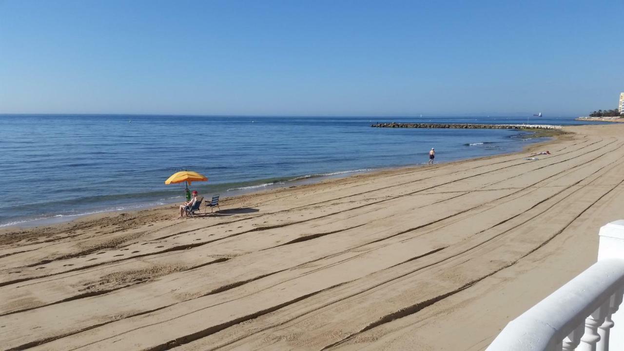 Apartamento Frente De La Playa Torrevieja