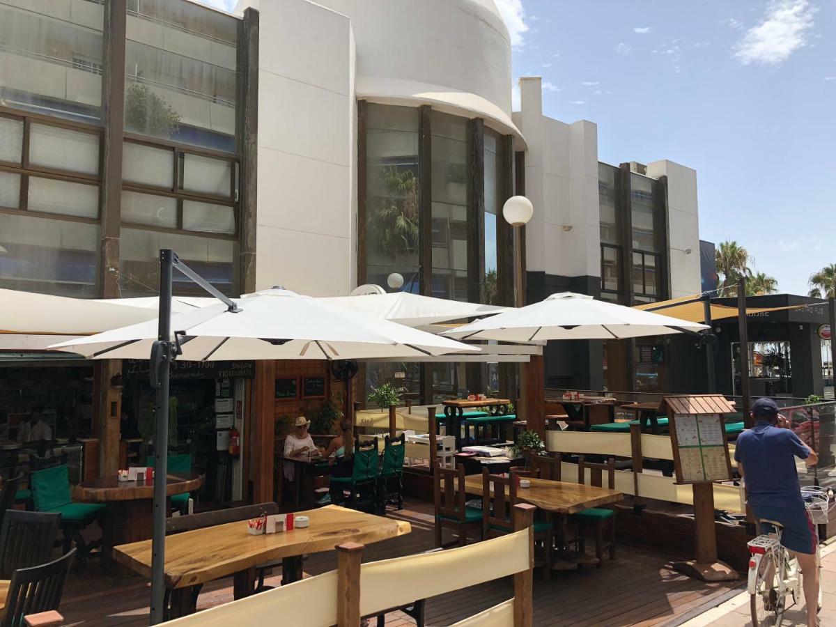 Apartamento Marina Banus - Frontline Beach - Puerto Banus Marbella