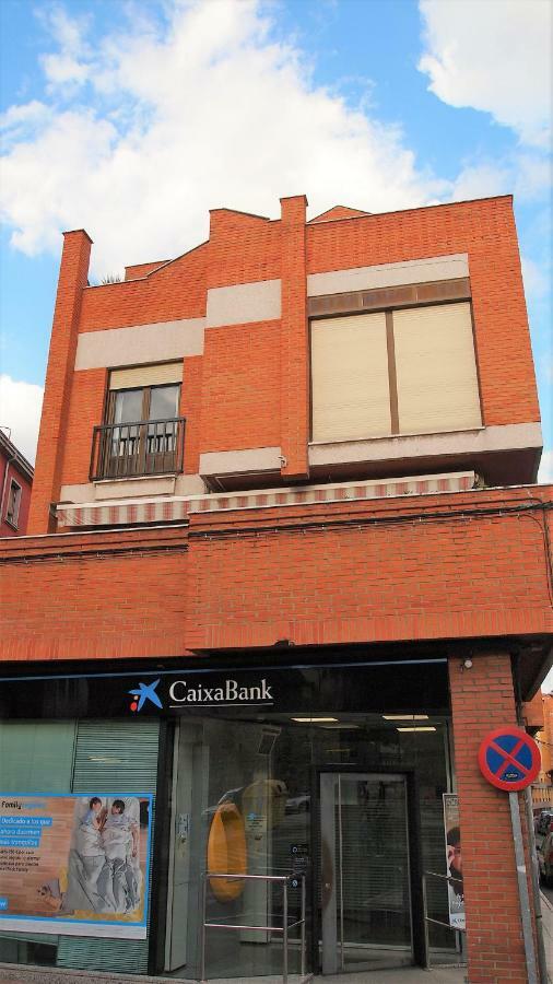 Housingleon - Muralla *
