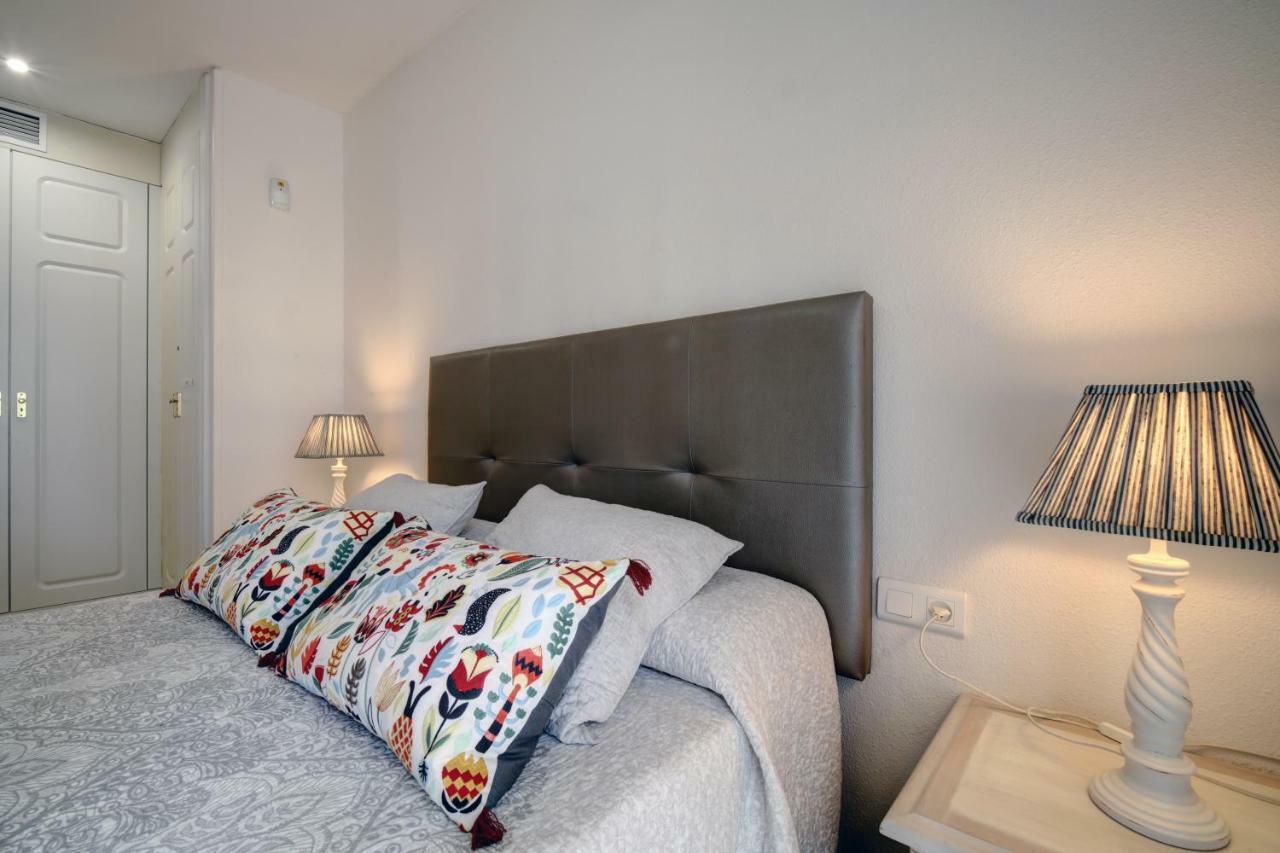 409 Marina Real Puerto De La Duquesa Playa Apartment *