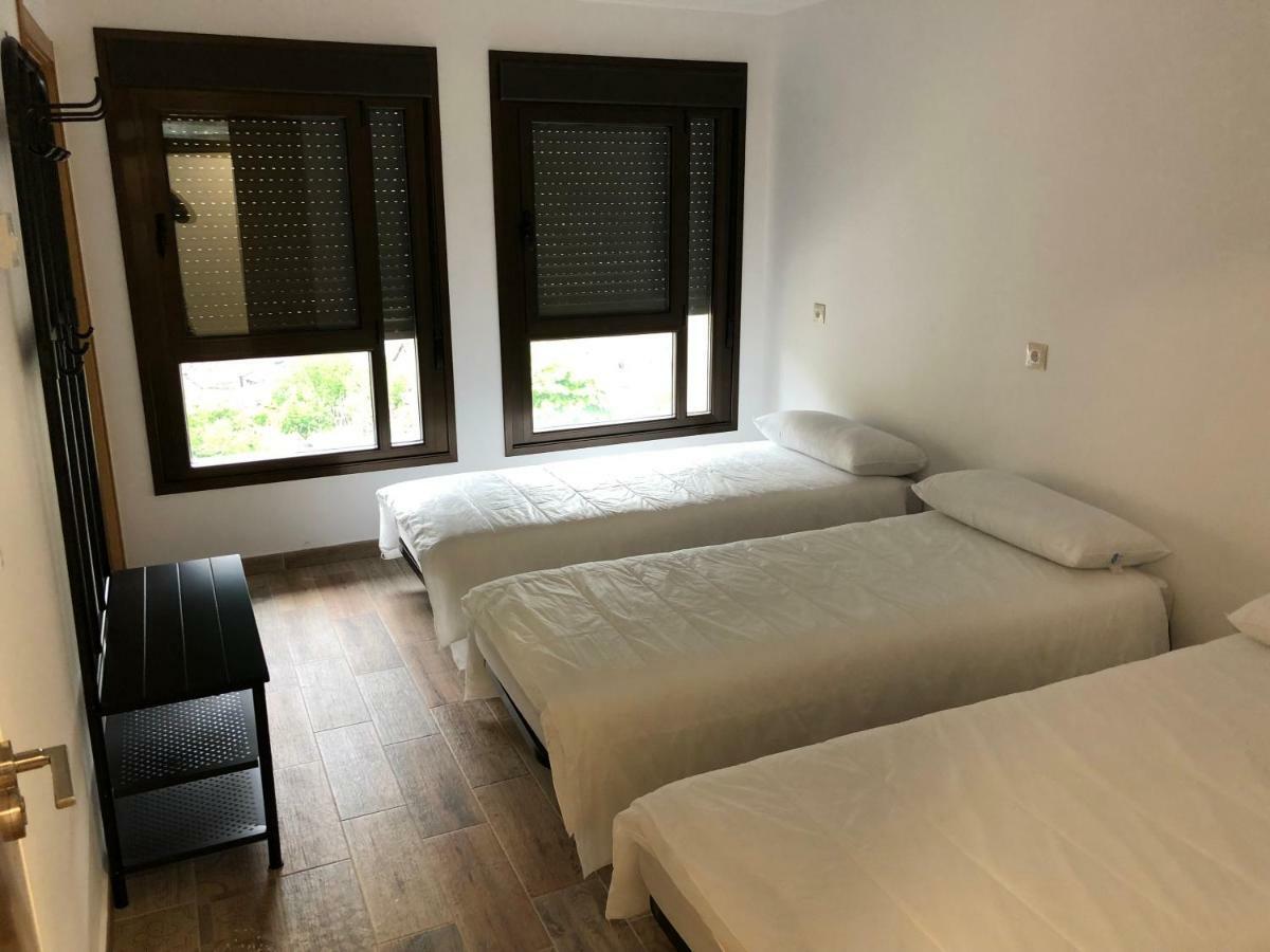 Hotel La Antigua Escuela Del Bierzo