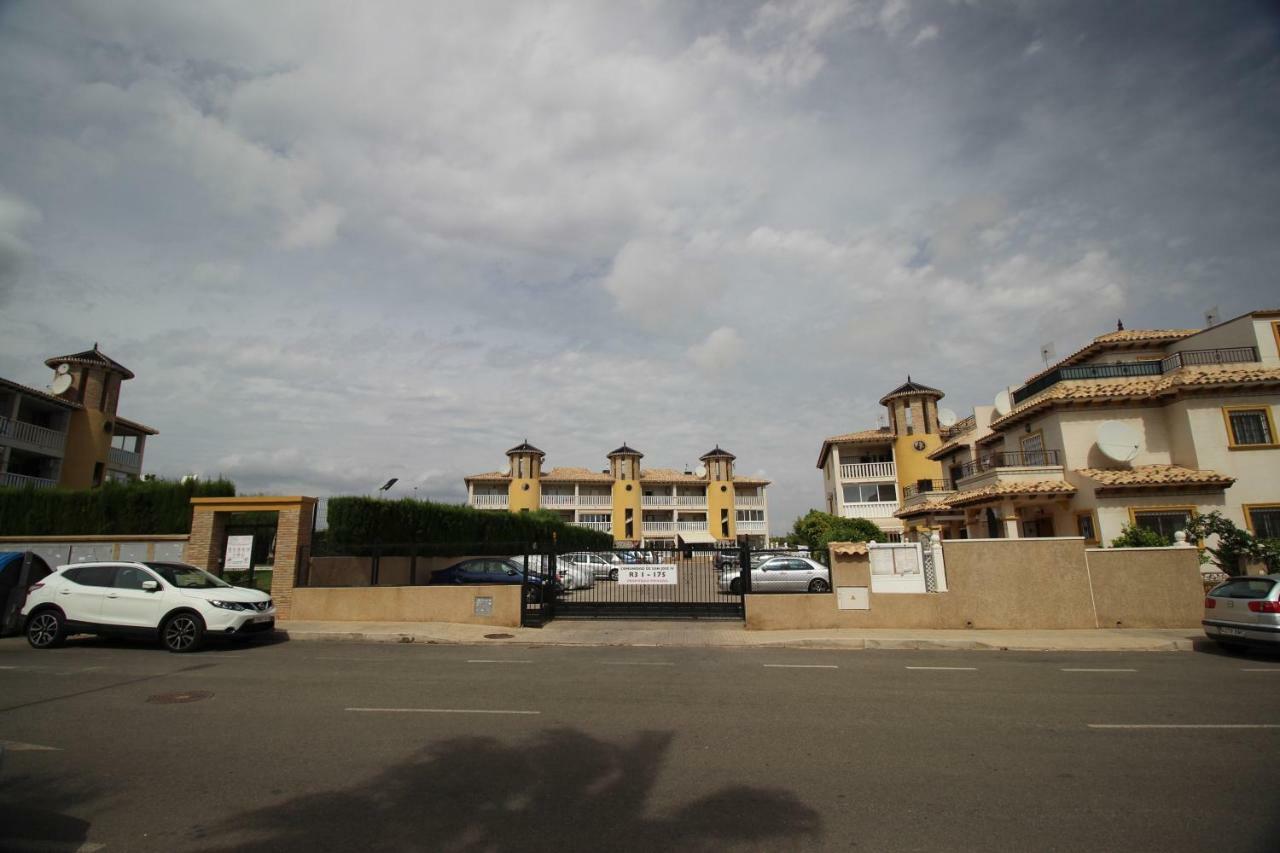 Apartment House Rubi Orihuela