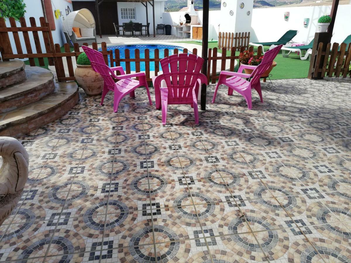 La Casita De Madera * Ardales
