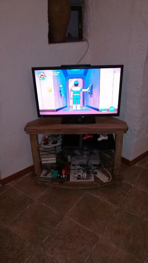 Casa Cueva El Algarrobo Camping Guadix