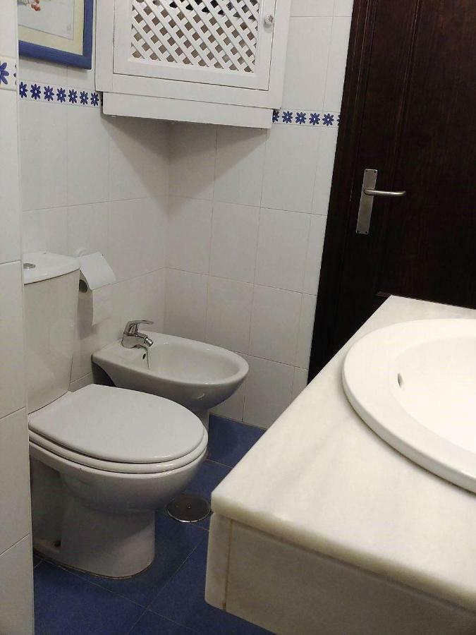 Apartamento En Pleno Centro. Acogedor, Garaje, Ascensor, A/a.