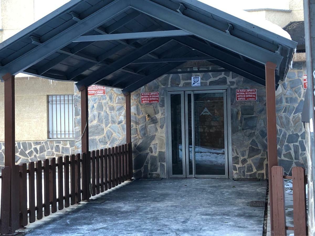 Apartment Station - Arttyco. Modern And Well Located Sierra Nevada