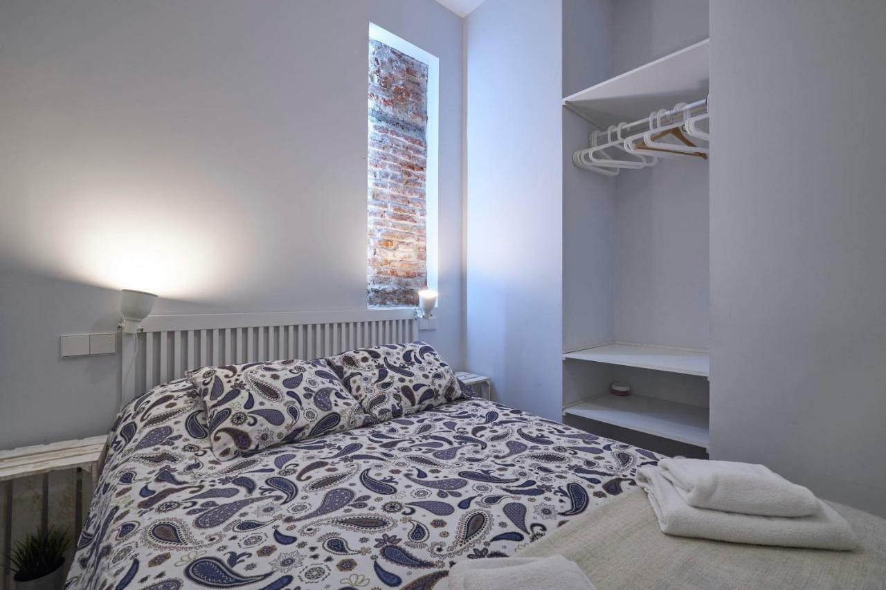 Apartment Stylish Apts Center Malasana- 1, 2 & 3 Bedroom Flats In Same Building Madrid