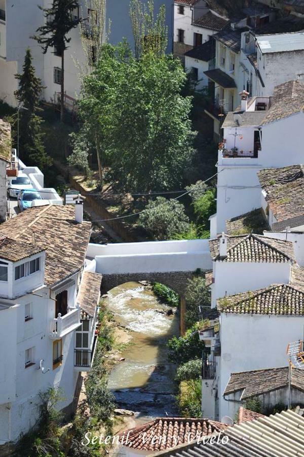 Vivienda Rural Tajos De Setenil * Setenil De Las Bodegas