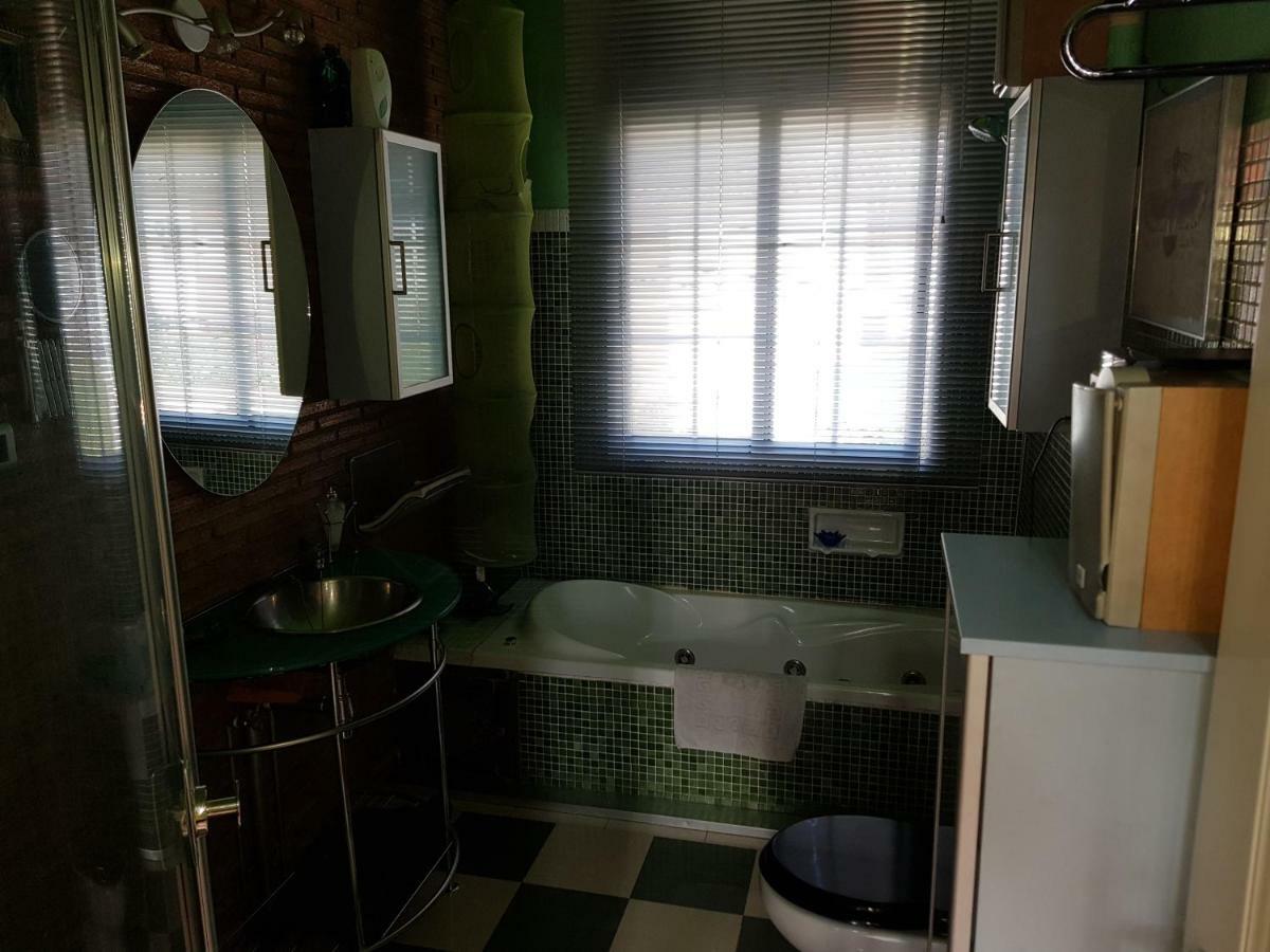 Casa En Cerca De Granada Peligros