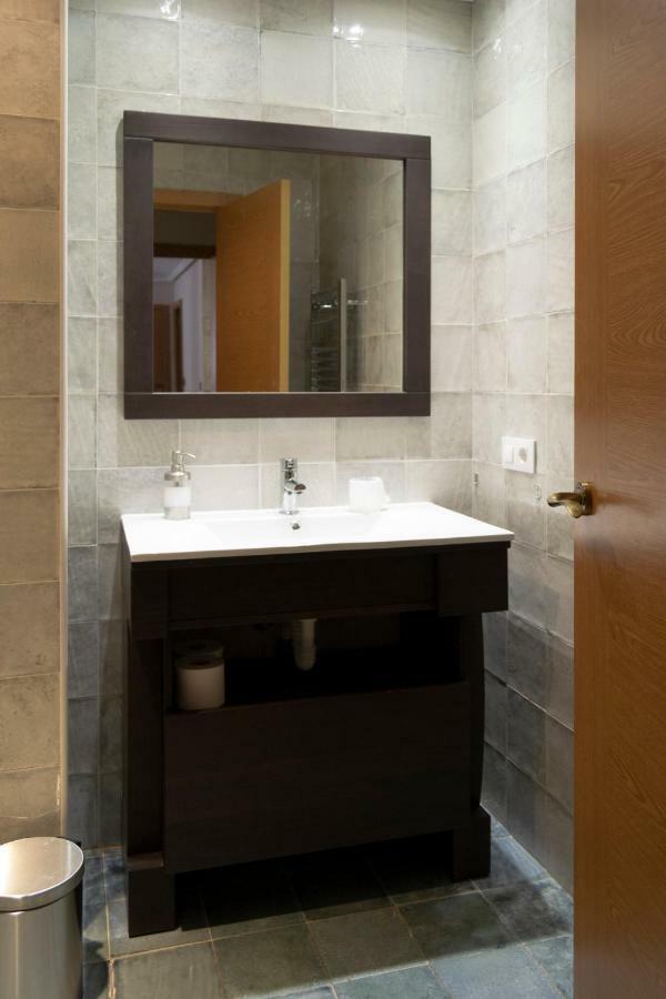 Tres Puentes Y Apartment *