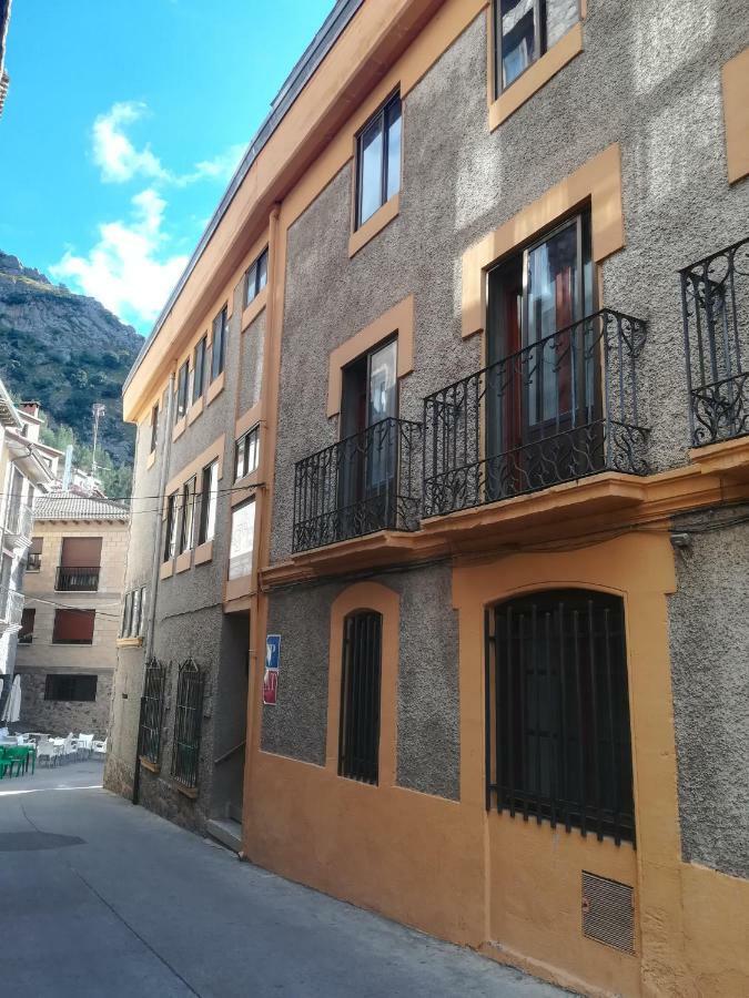 Tres Puentes Y Apartment Anguiano