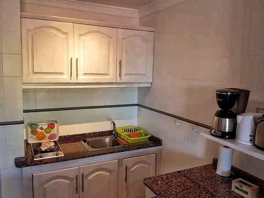 5 Min Walk From Yumbo 216 Apartamento *