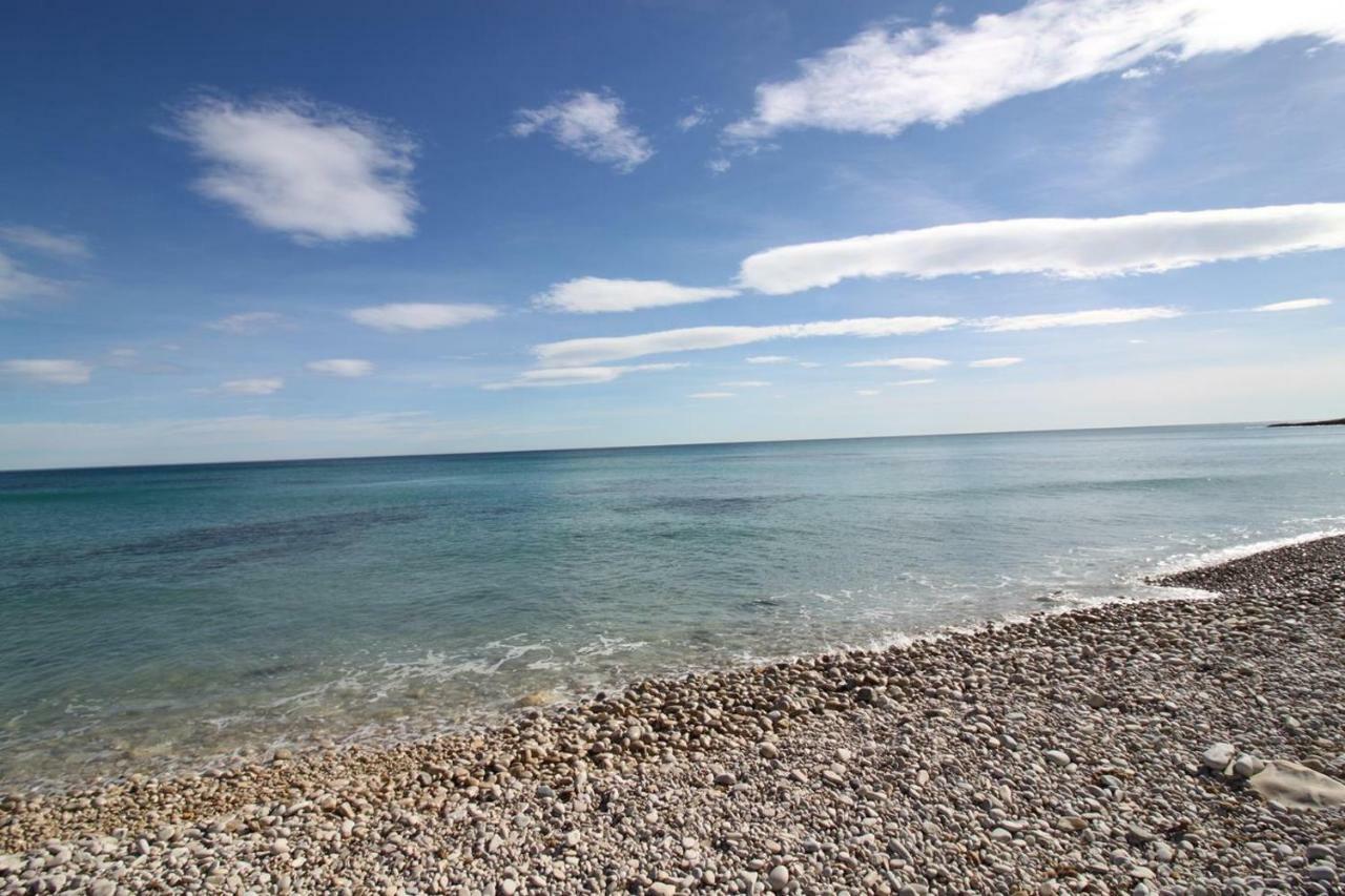 - Playa Amerador - Carrer De Gaianes, 4 * El Campello