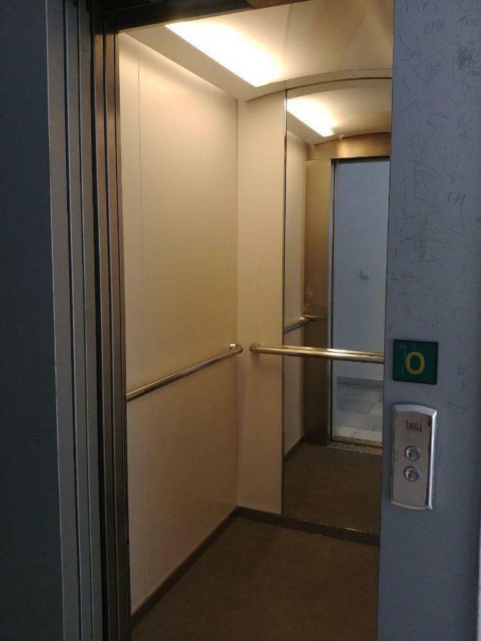 En Pleno Centro. Acogedor, Garaje, Ascensor, A/a. Apartamento Sanlúcar de Barrameda