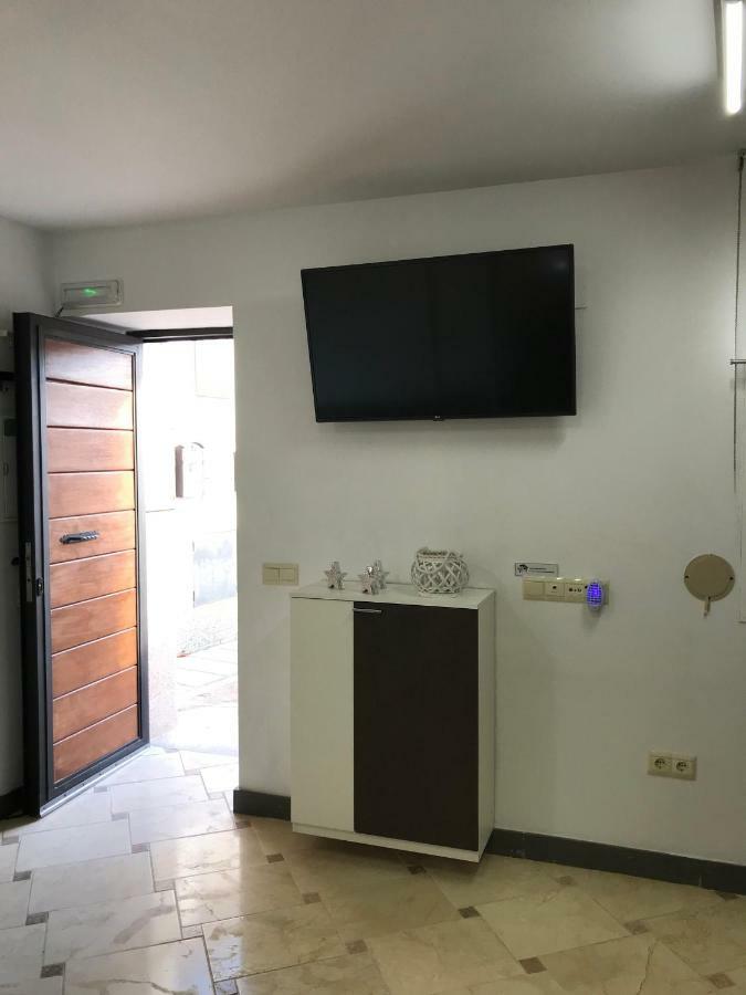 Loft Arco Del Cristo. Apartamento Caces