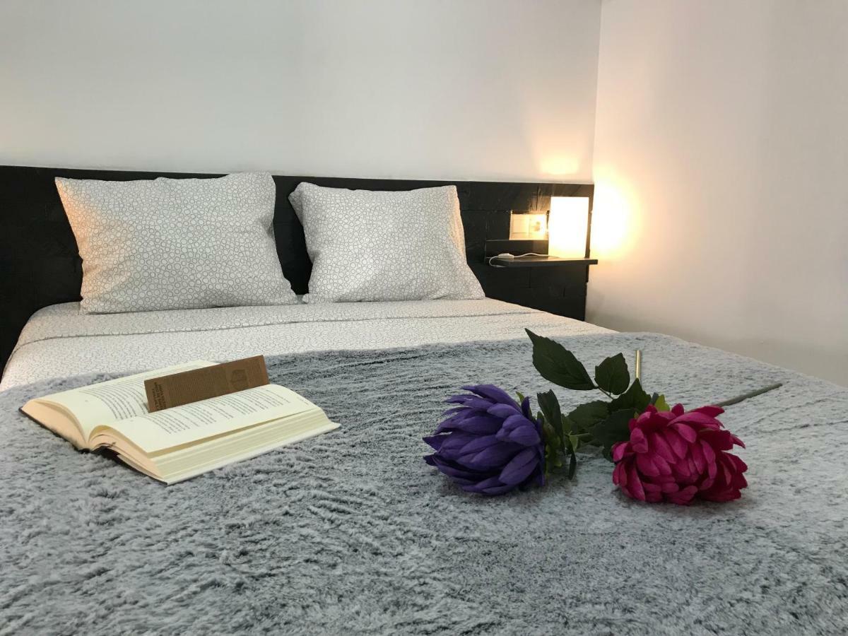 Apartamento Loft Arco Del Cristo. Caces