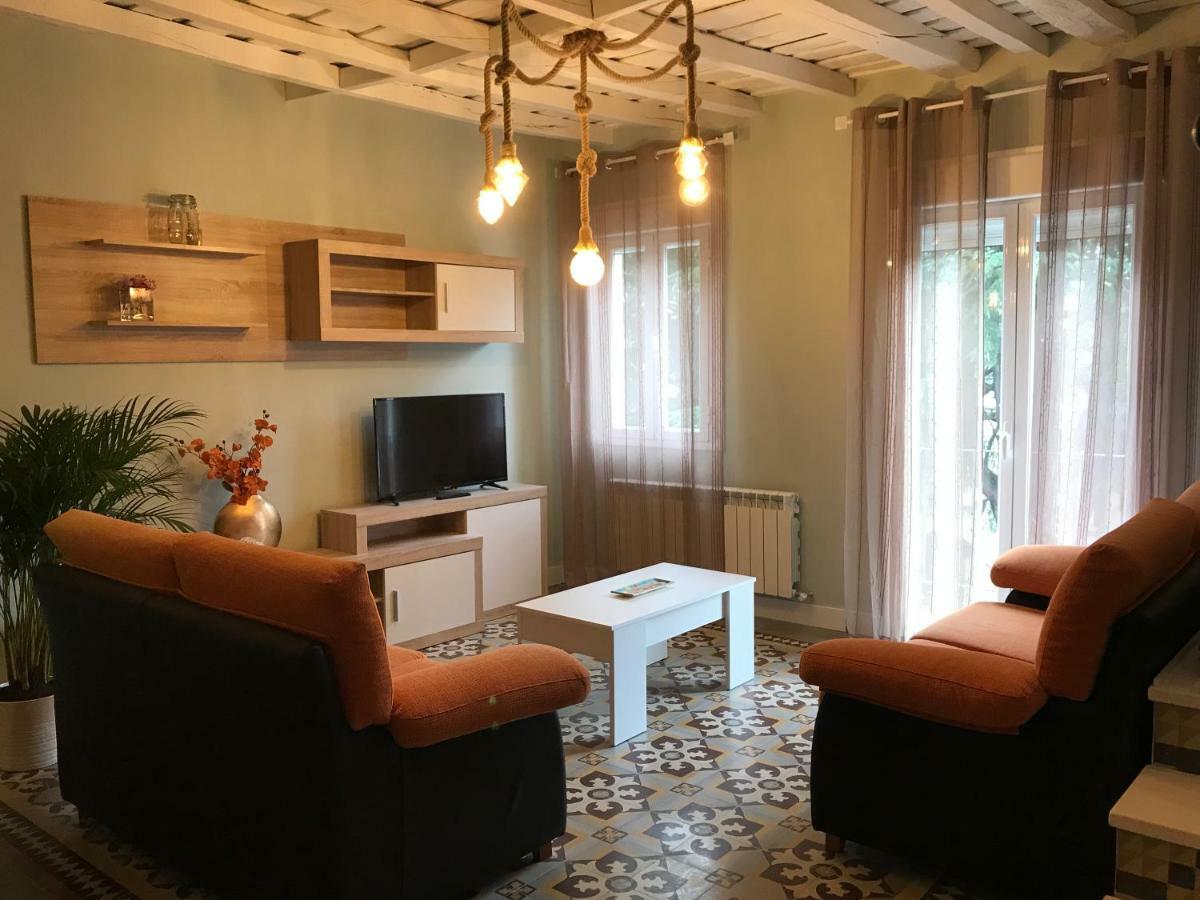 Charcos De Gredos Apartment *