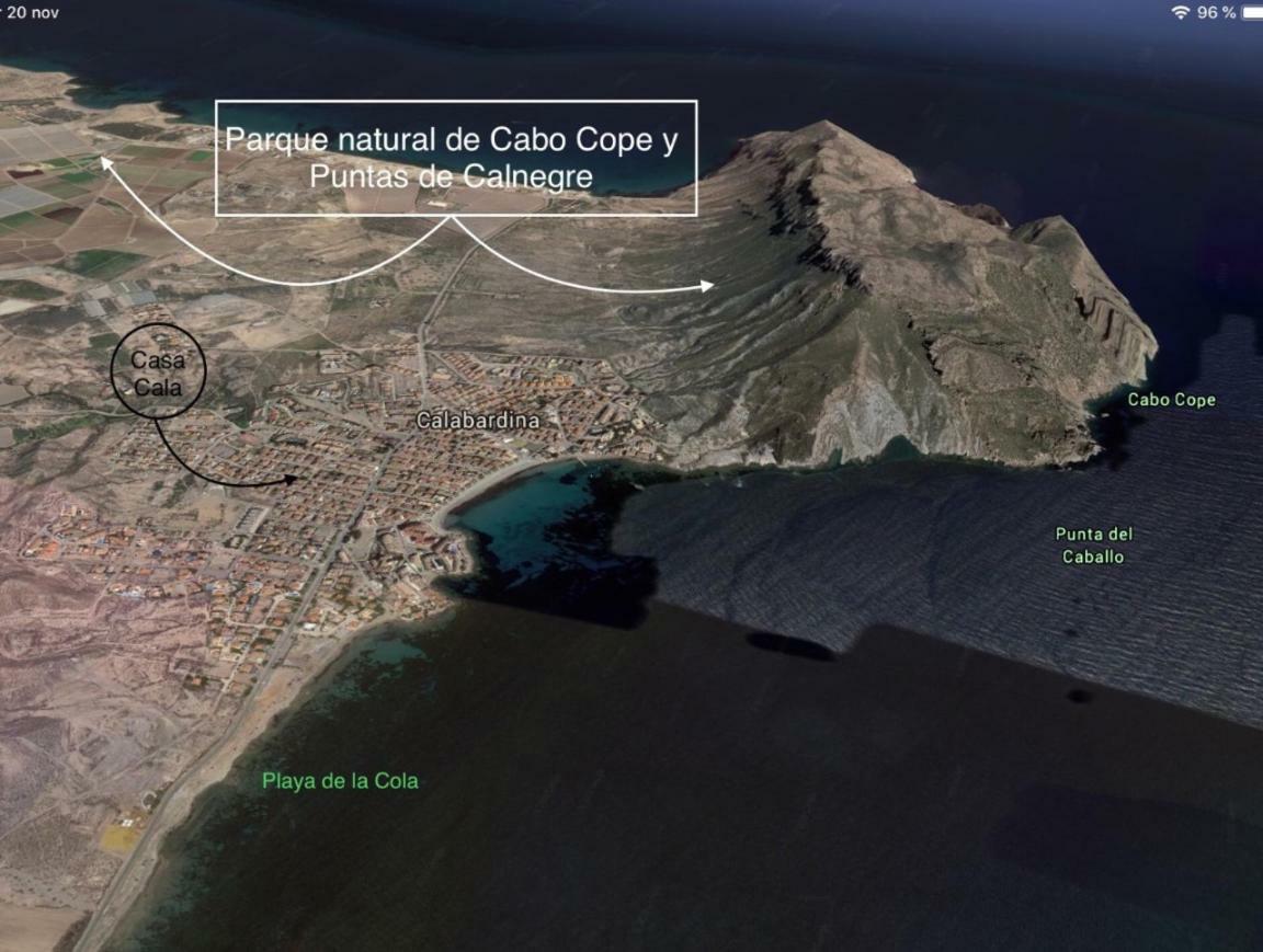 Сasa de vacaciones Casa Con Encanto En Calabardina, Cerca De La Playa *