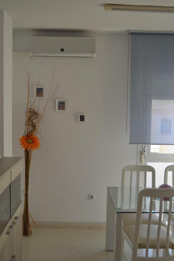 Apartamento En La Bahía De Cádiz Con Zona Chill-out Y Wifi *