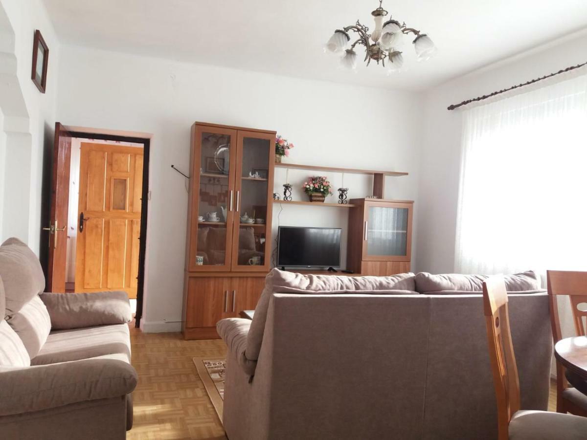 Apartment Santillan *