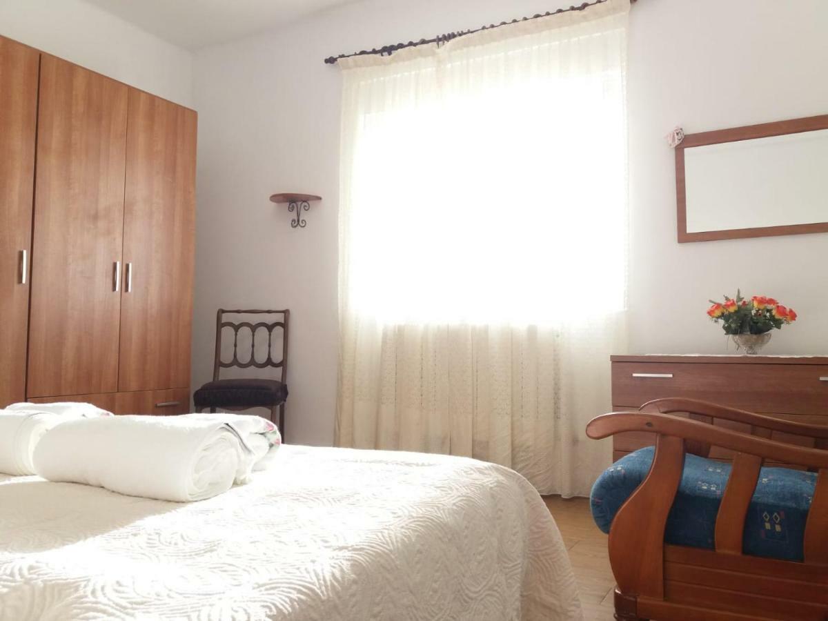Santillan Apartment *