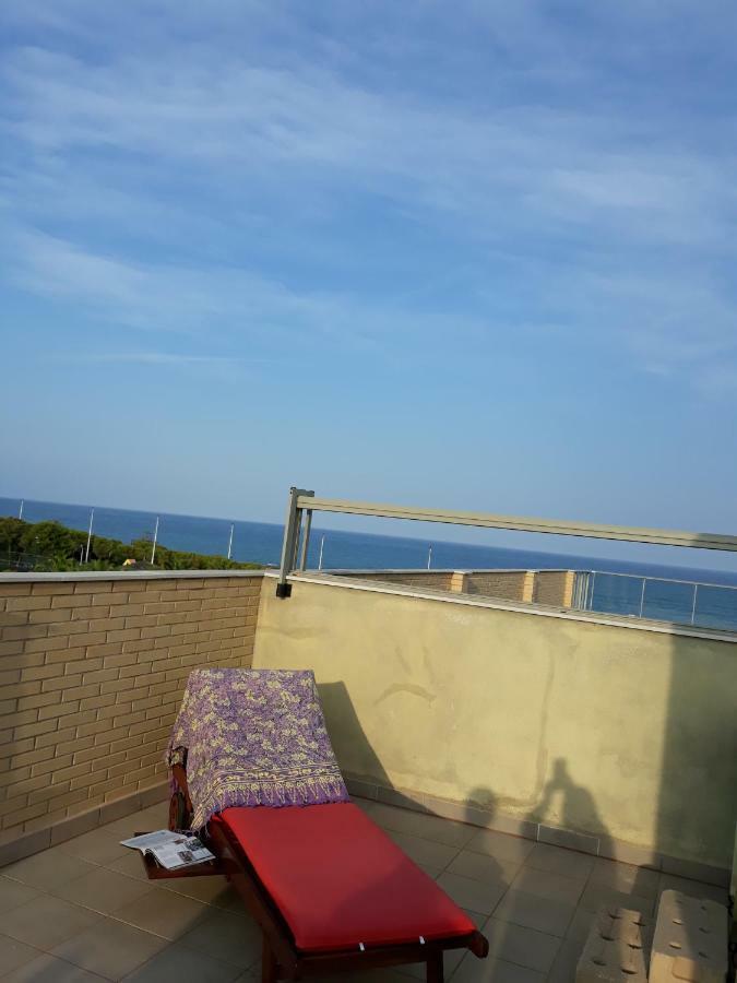 Village Ii Apartment *
