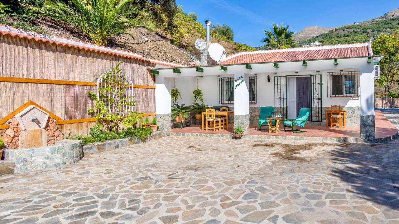 Casa Lirios Villa
