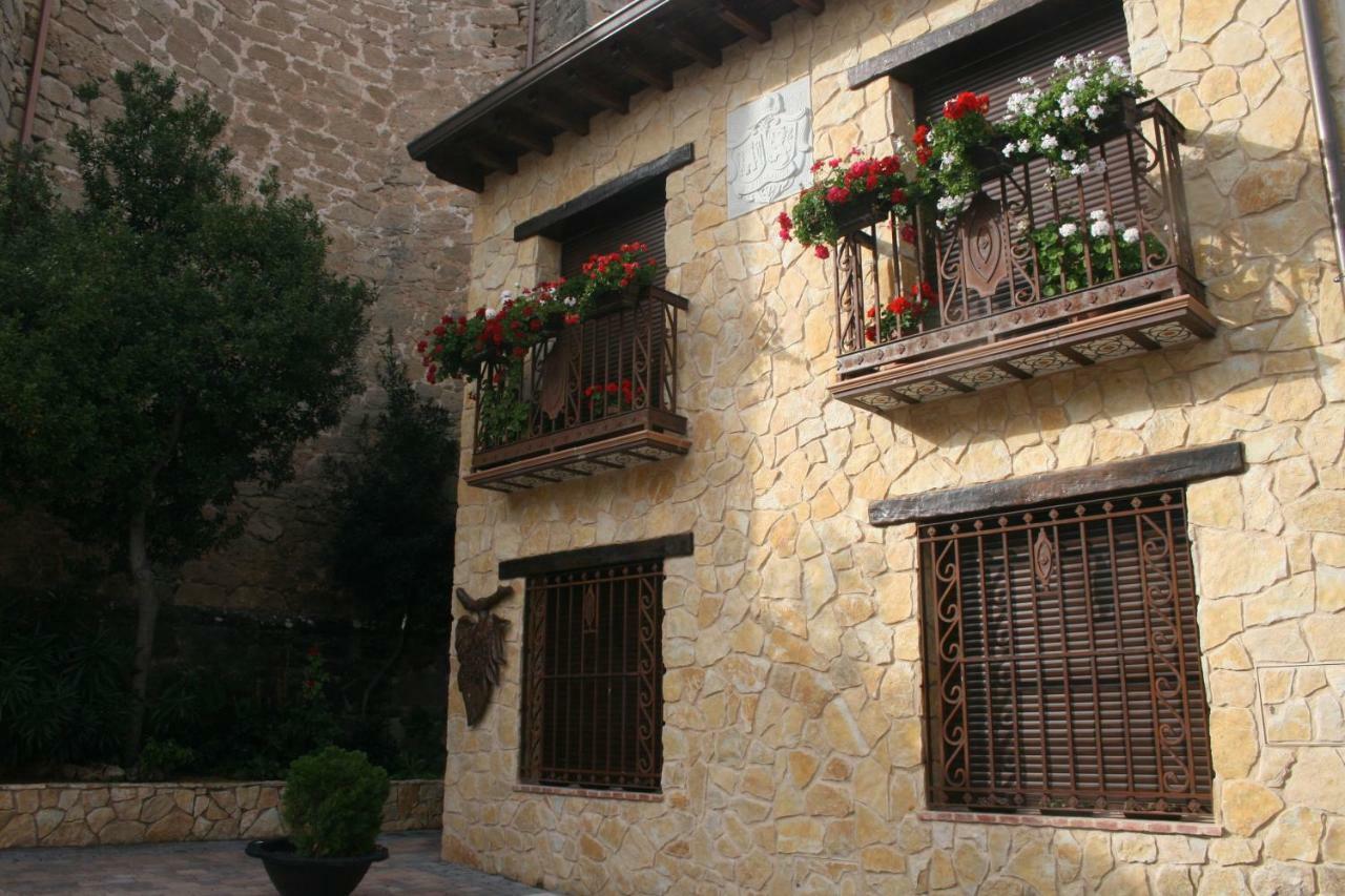Rurales Senora Clara *