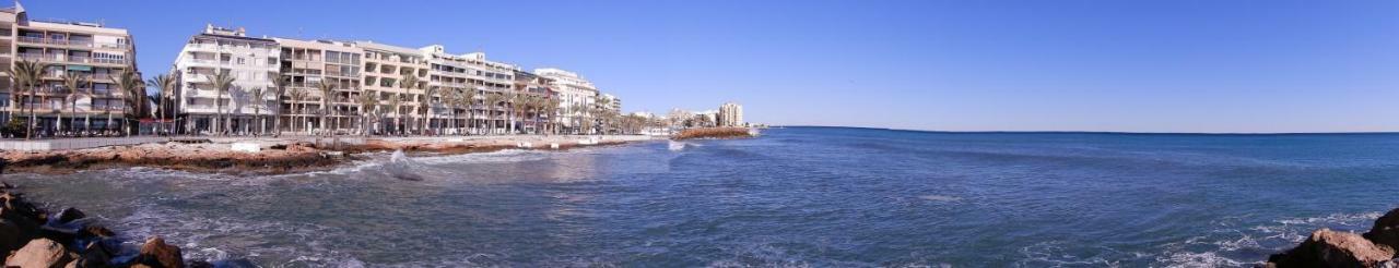 Apartment Edificio 1º Linea De Playa, En Paseo Maritimo De Torrevieja, Alicante, Costa Blanca *