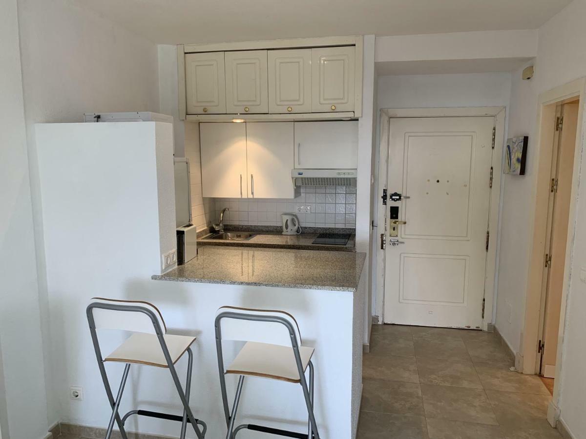 Estudio Primera Linea 50 Mtrs Playa. Fibra 600mb Marbella