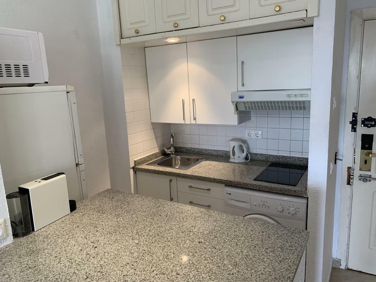 Apartamento Estudio Primera Linea 50 Mtrs Playa. Fibra 600mb