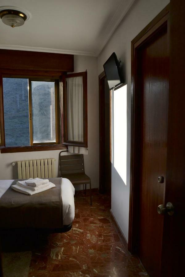 Tres Puentes Apartamentos&habitaciones