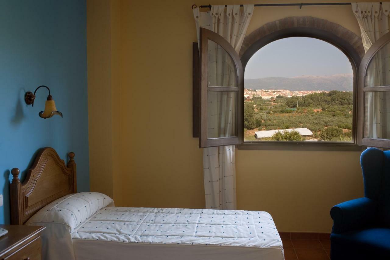 Casa Rural Finca Cerezos Country house *