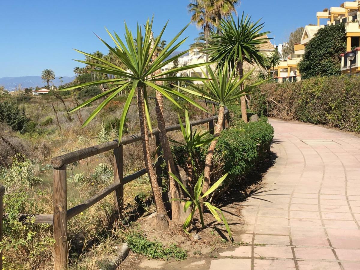 Estudio Primera Linea 50 Mtrs Playa. Fibra 600mb Apartamento Marbella