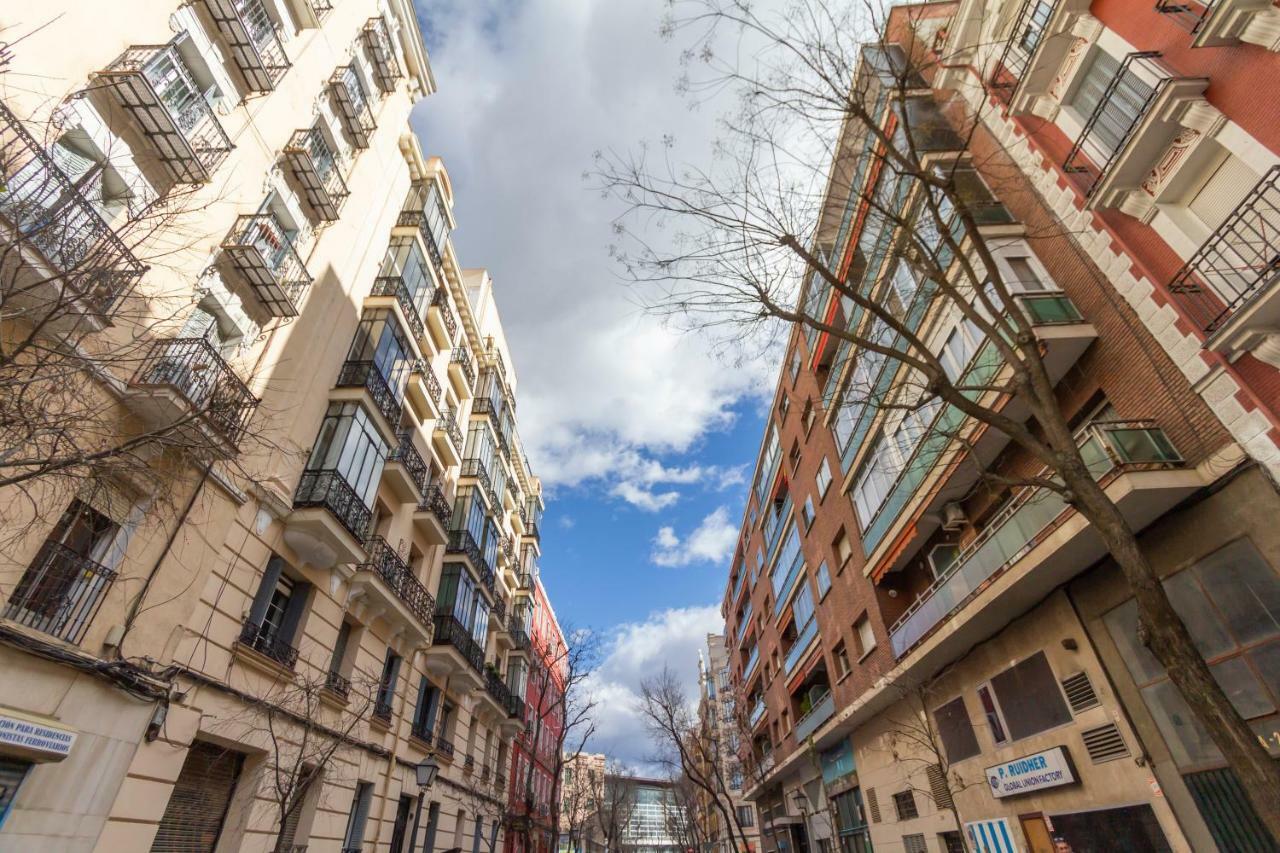 Urbantec Realty - Atocha Y Museos Apartment