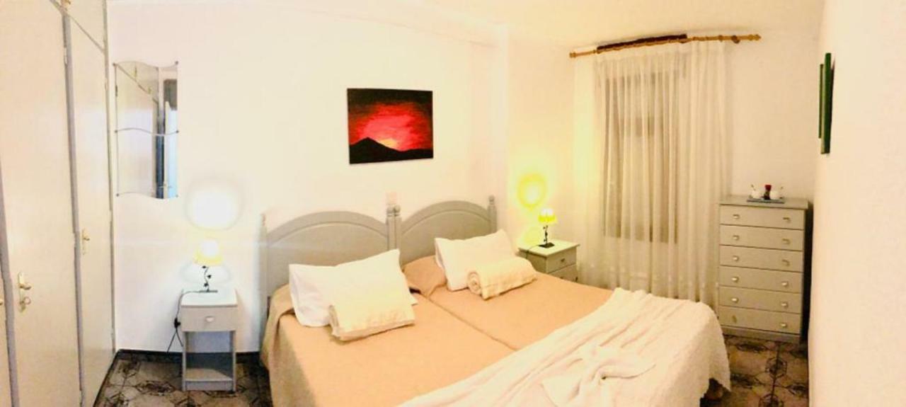 Apartment Enjoy The Sea And Pool In Playa De Americas *