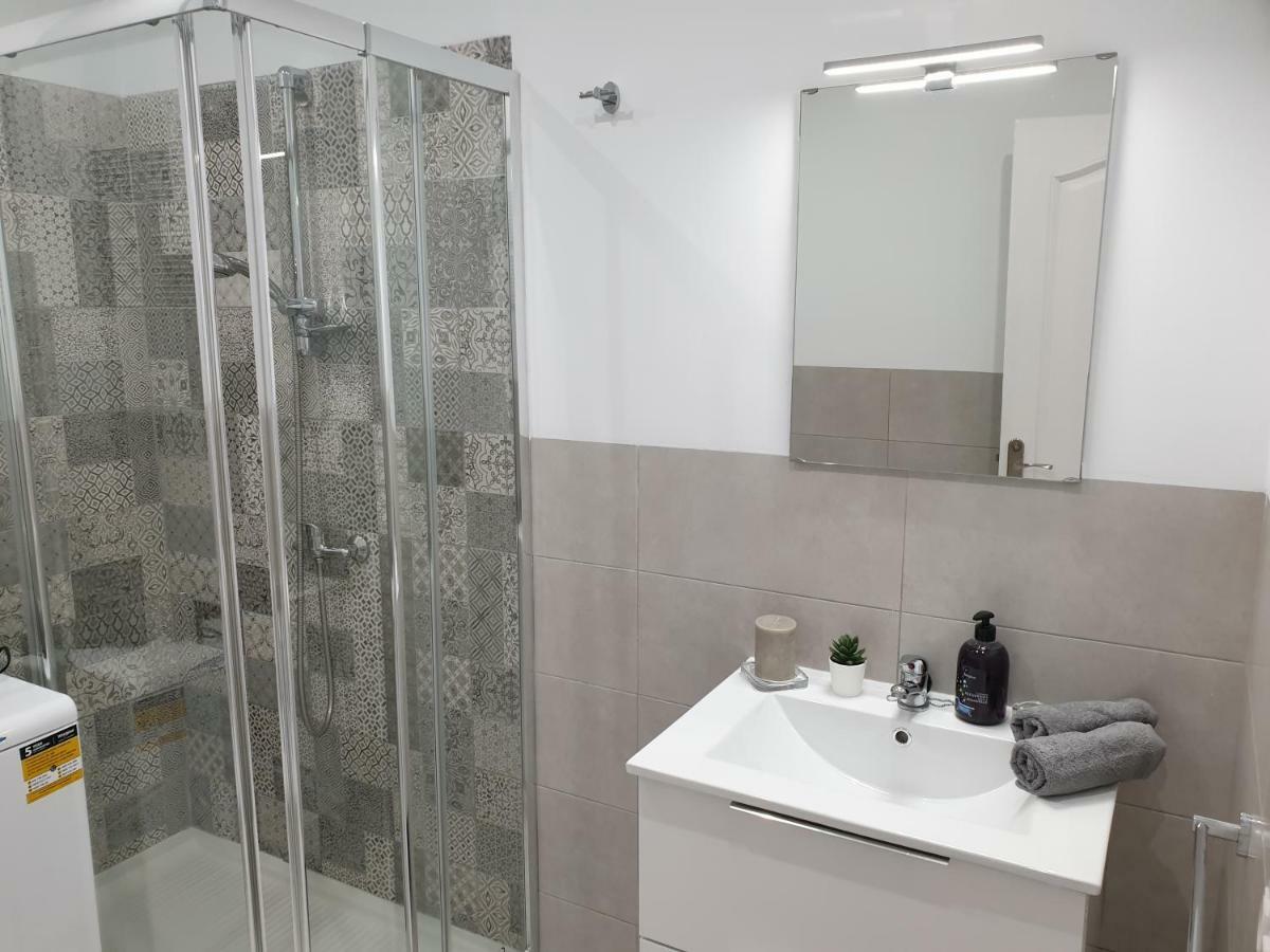Apartamento Casa Flores With Heated Pool, Only 490 Meters To The Beach, Balcony, Wifi Arona (Tenerife)