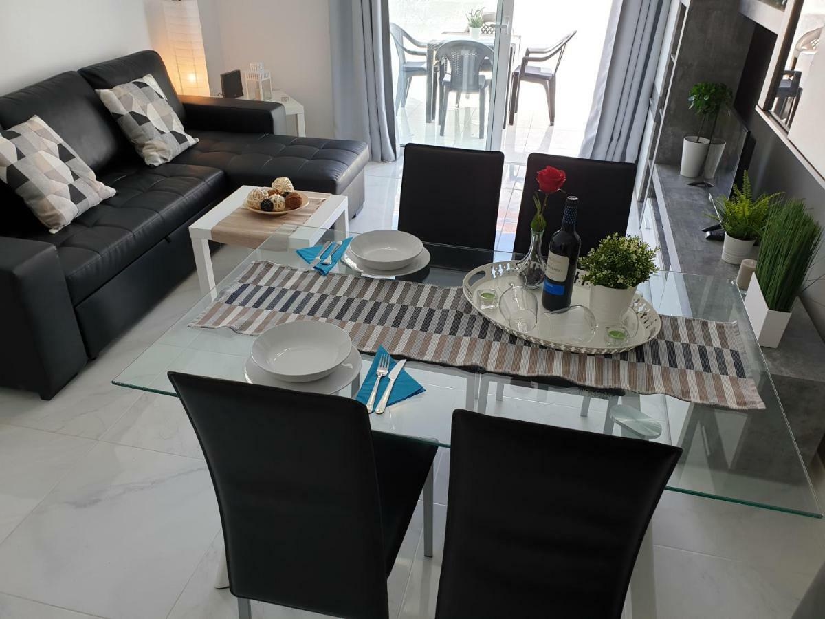 Apartamento Casa Flores With Heated Pool, Only 490 Meters To The Beach, Balcony, Wifi