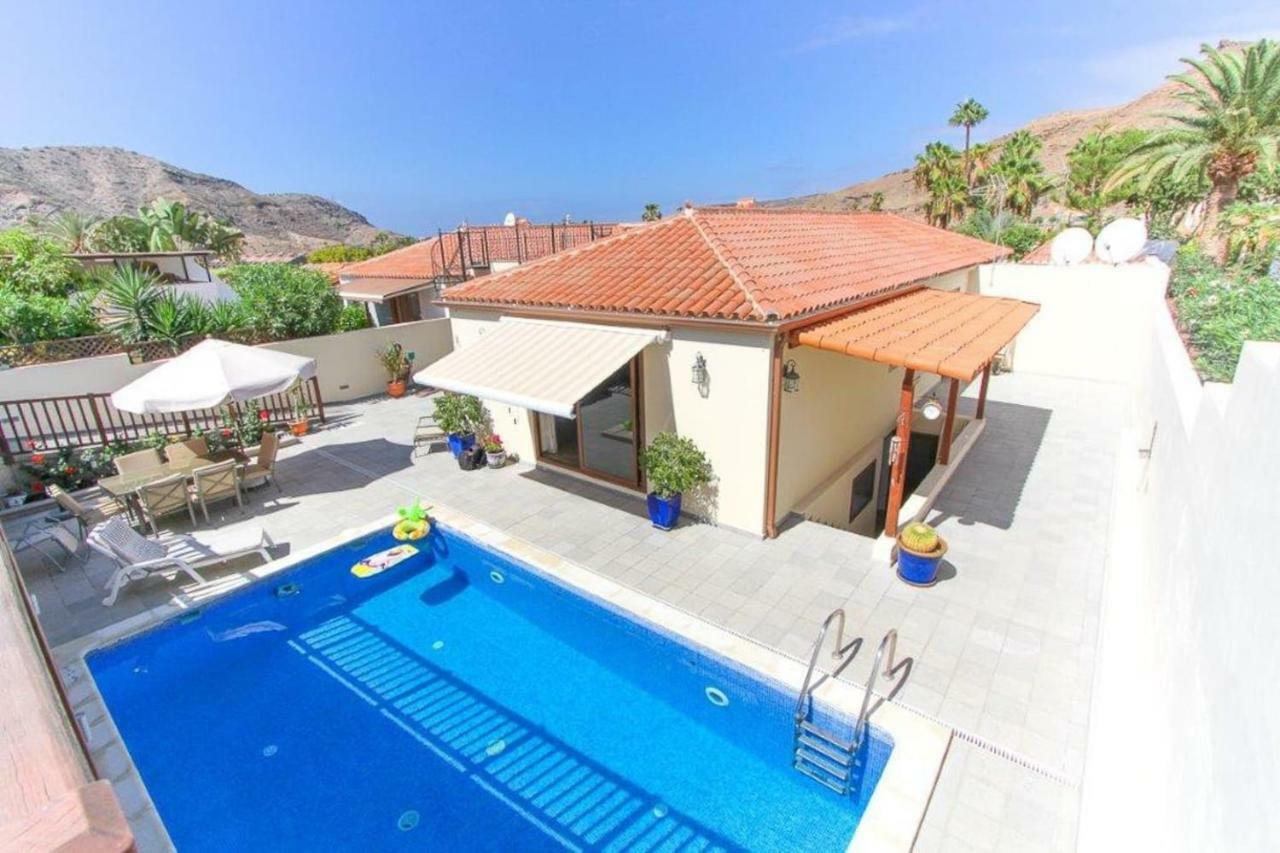 Casa Romantica Villa La Playa de Tauro