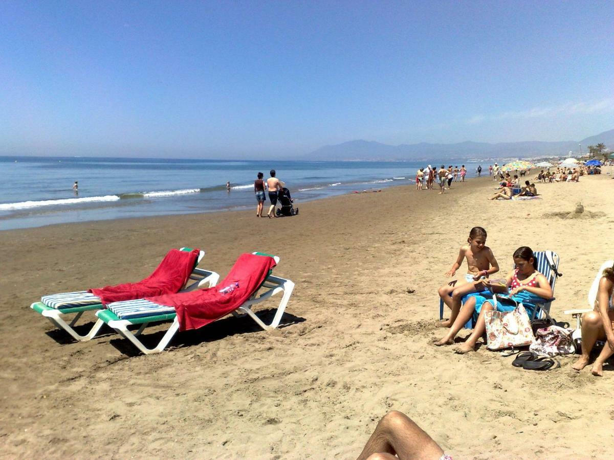Estudio Con Insuperables Vistas Al Mar: Aparcamiento Marbella