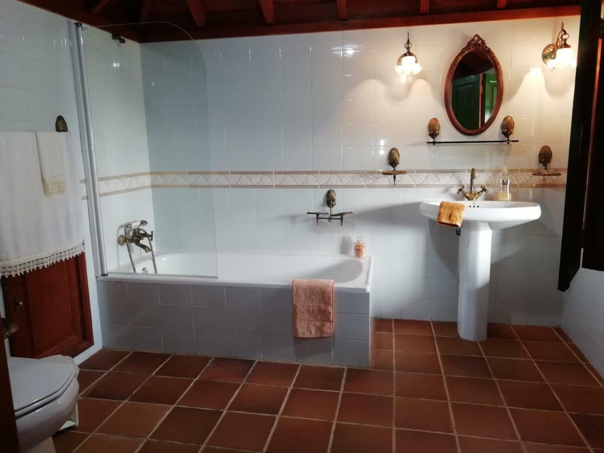 Grosse 19jh, Pool, Terrasse, Nahe Santa Cruz Holiday home *
