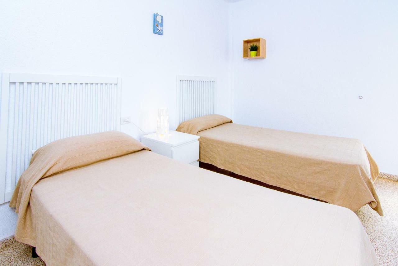 Primera Linea En Playa Sur. Plaza Constitucion Apartment Peniscola