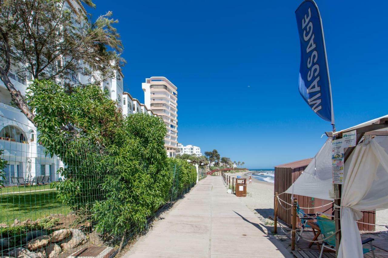 Spectacular Modern Beachfront 2/bed Retreat Apartment *