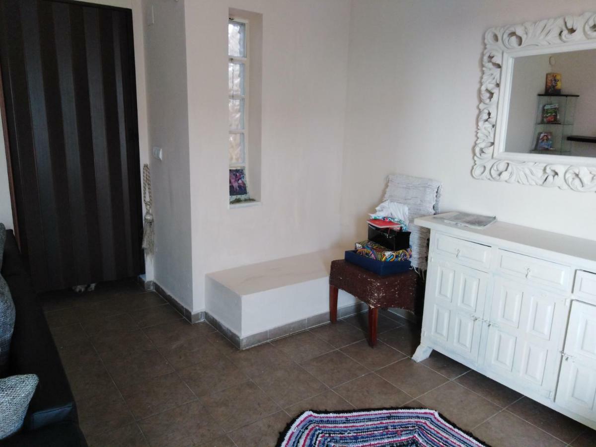 Homestay En Casa Compartida Retamar