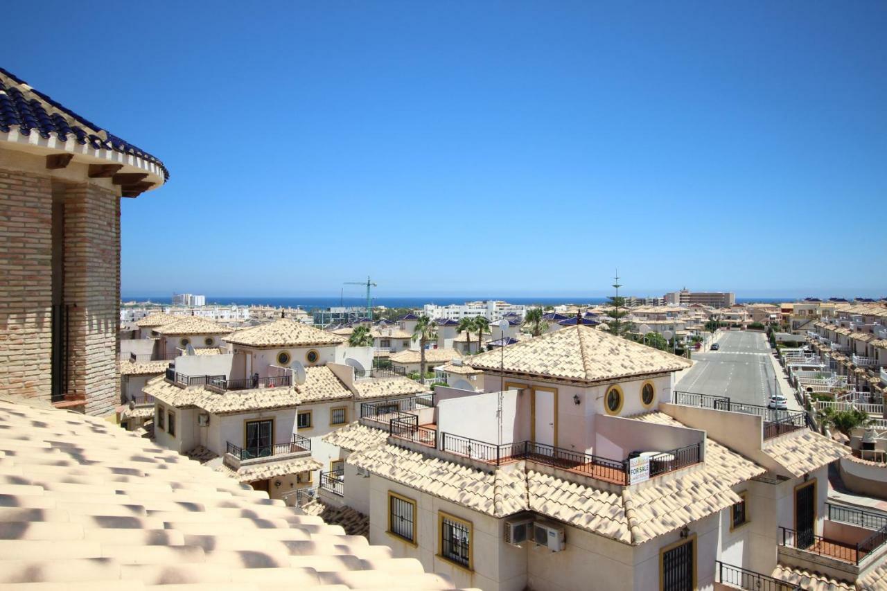 Apartment House Rubi Orihuela