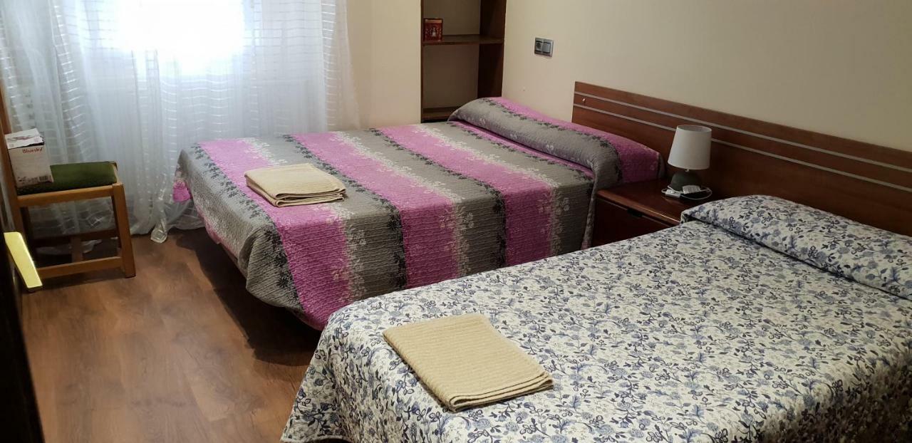 Apartment Puerta Zamora, Centro, Wifi Con Salon Y 2 Dormitorios, Parking Salamanca