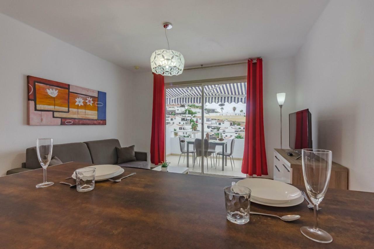 Heated Pool Sea View Speedy Wifi Costa Adeje (Tenerife)