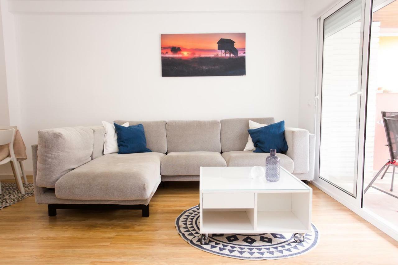 Enviable Location At Port - Walk To Marineta Casiana Apartamento