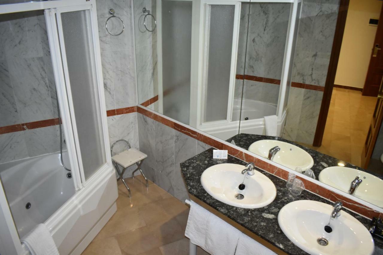 Emperatriz Iii Hotel 4*